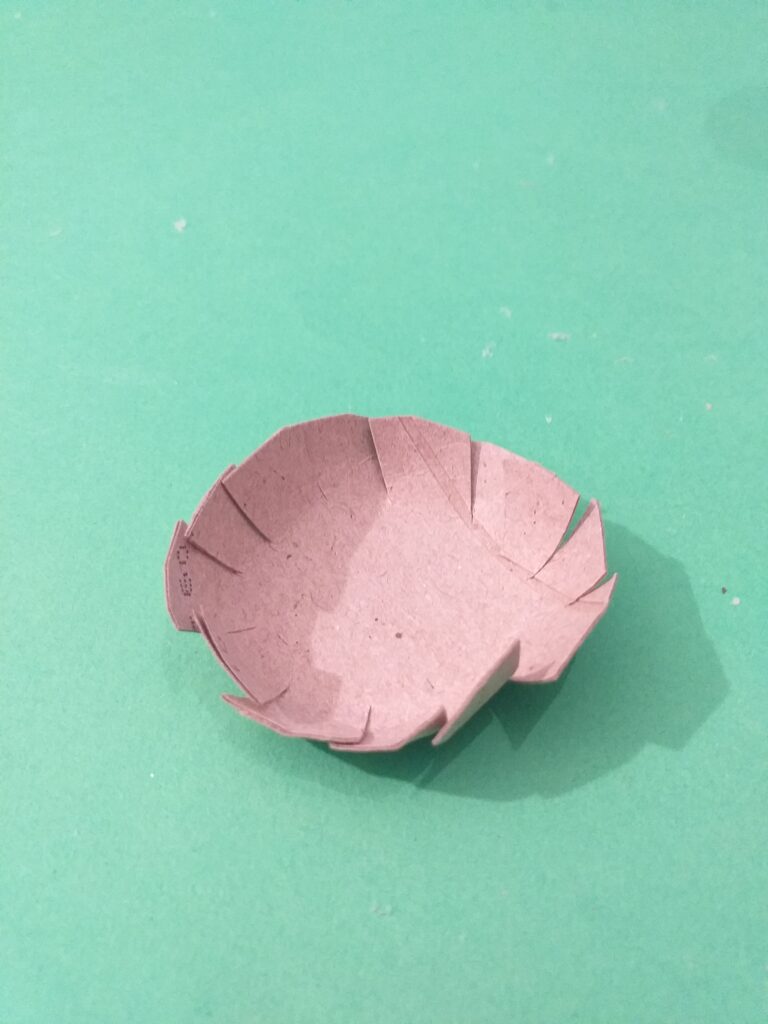 Now shape top of head follow snipping.