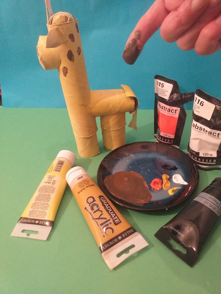 Now Paint your giraffe.