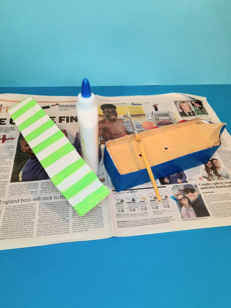 17) Allow to dry and cover again in PVA glue. Leave to dry completely.