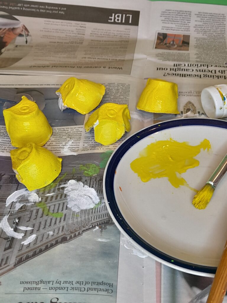 4) Now paint all parts in bright yellow.