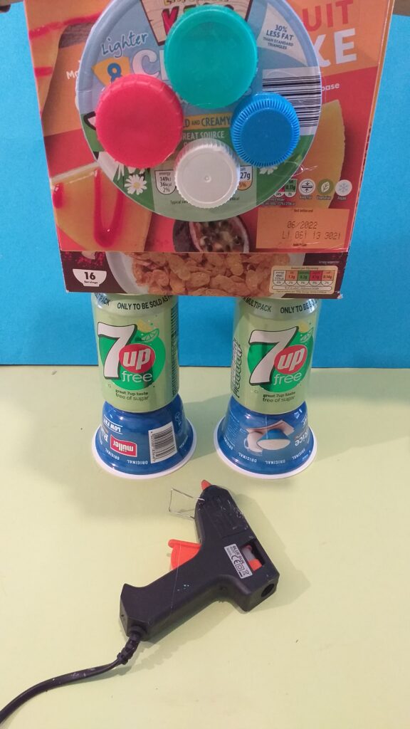 Tina and pots for legs and feet.