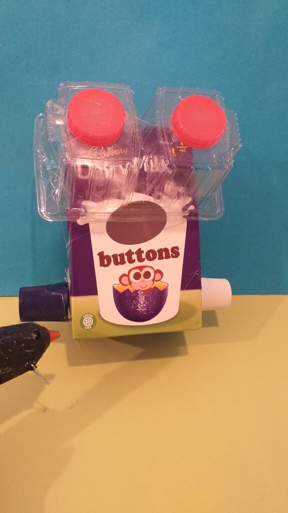 Easter box and other packaging for face and neck.