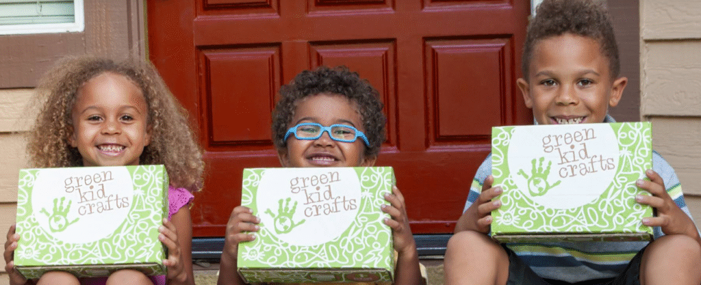 Green Kid Crafts, kids with boxes